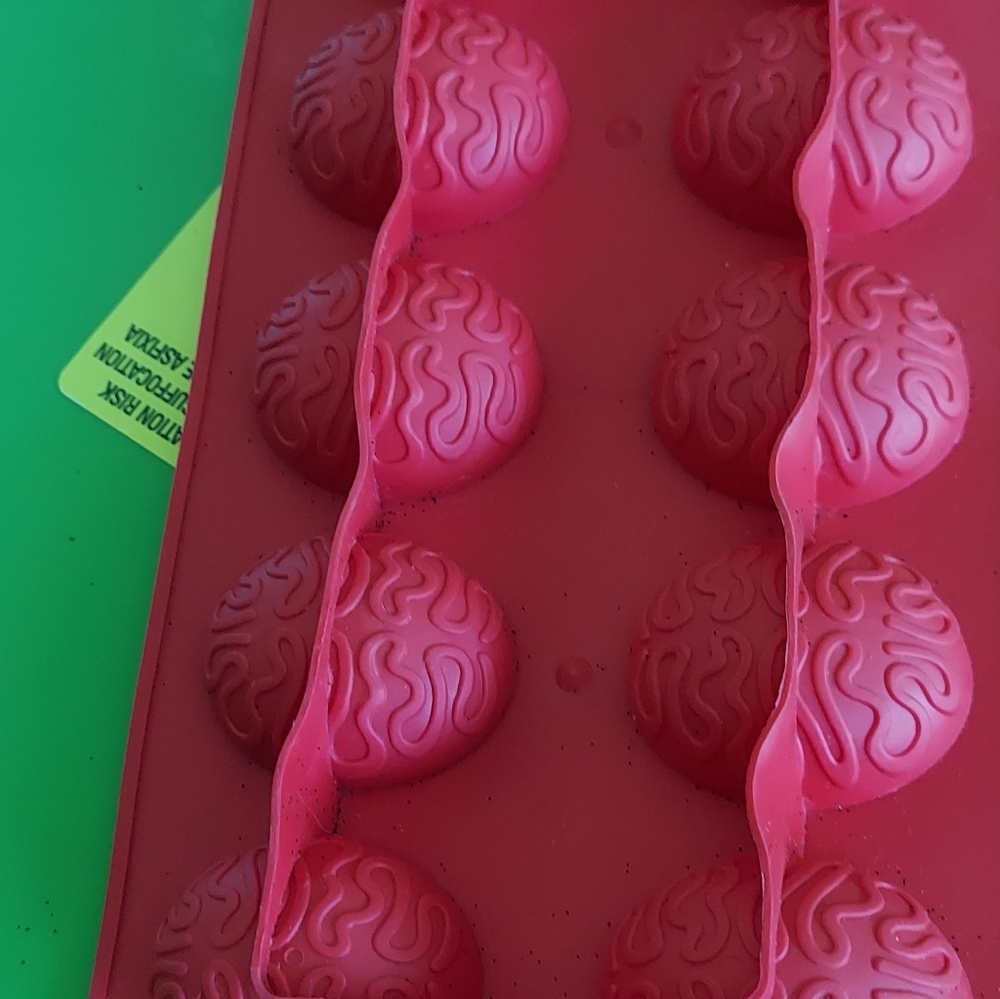 Halloween scary Brain shaped ice cube tray